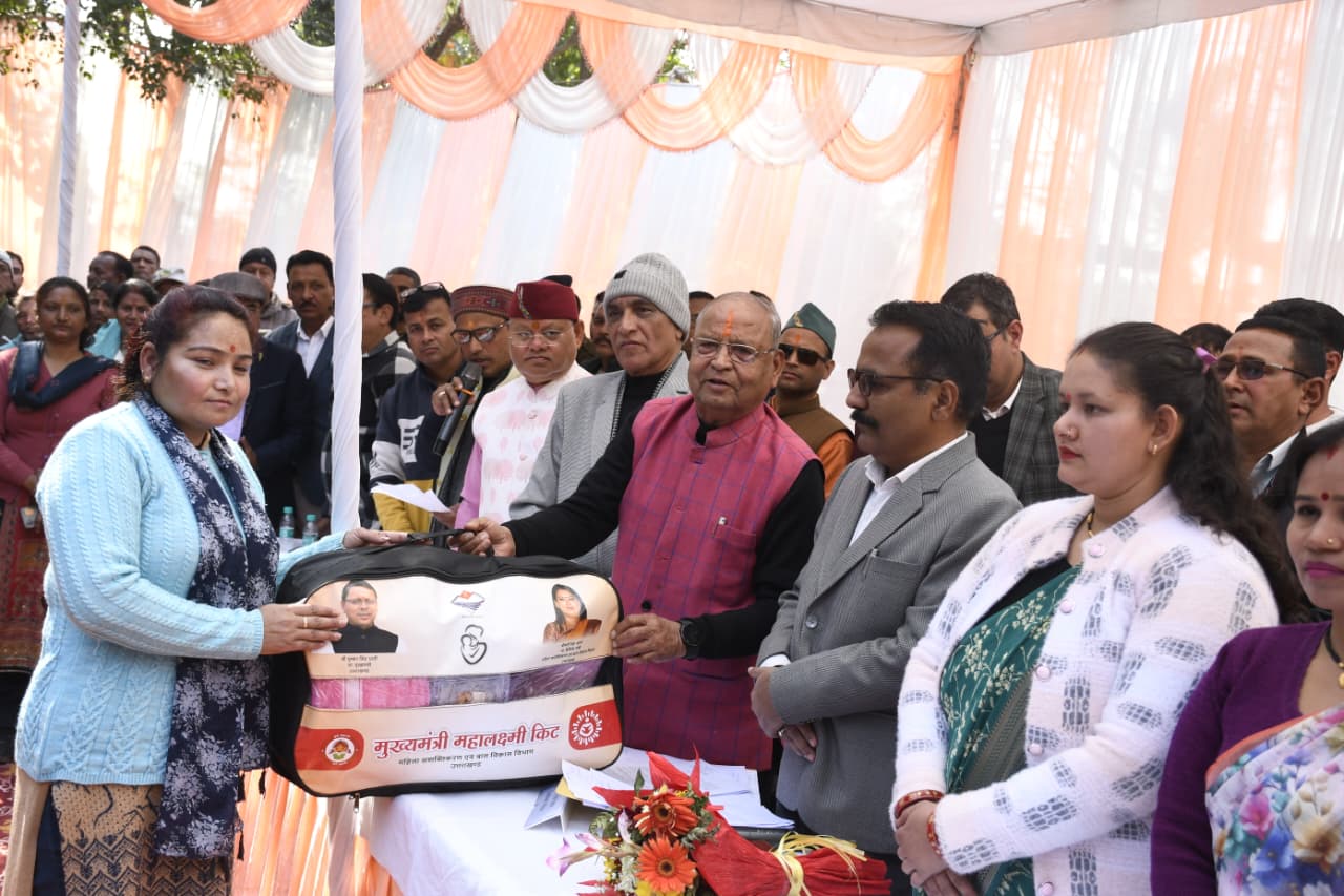 “जन-जन की सरकार, जन-जन के द्वार” अभियान ने रचा नया कीर्तिमान,एक ही दिन में 7,876 नागरिकों तक पहुंची सरकार