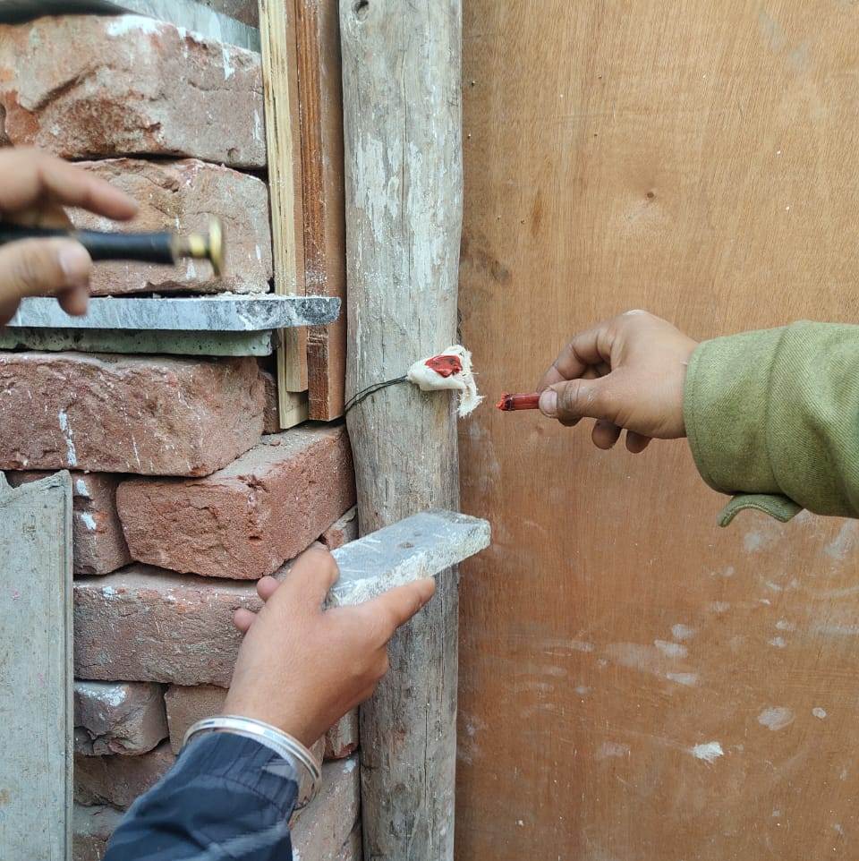 ऋषिकेश–मसूरी में सीलिंग व ध्वस्तीकरण अभियान तेज, अवैध बहुमंजिला भवन का ध्वस्तीकरण, नियमों के उल्लंघन पर कार्रवाई, अवैध व्यवसायिक निर्माणों पर शिकंजा