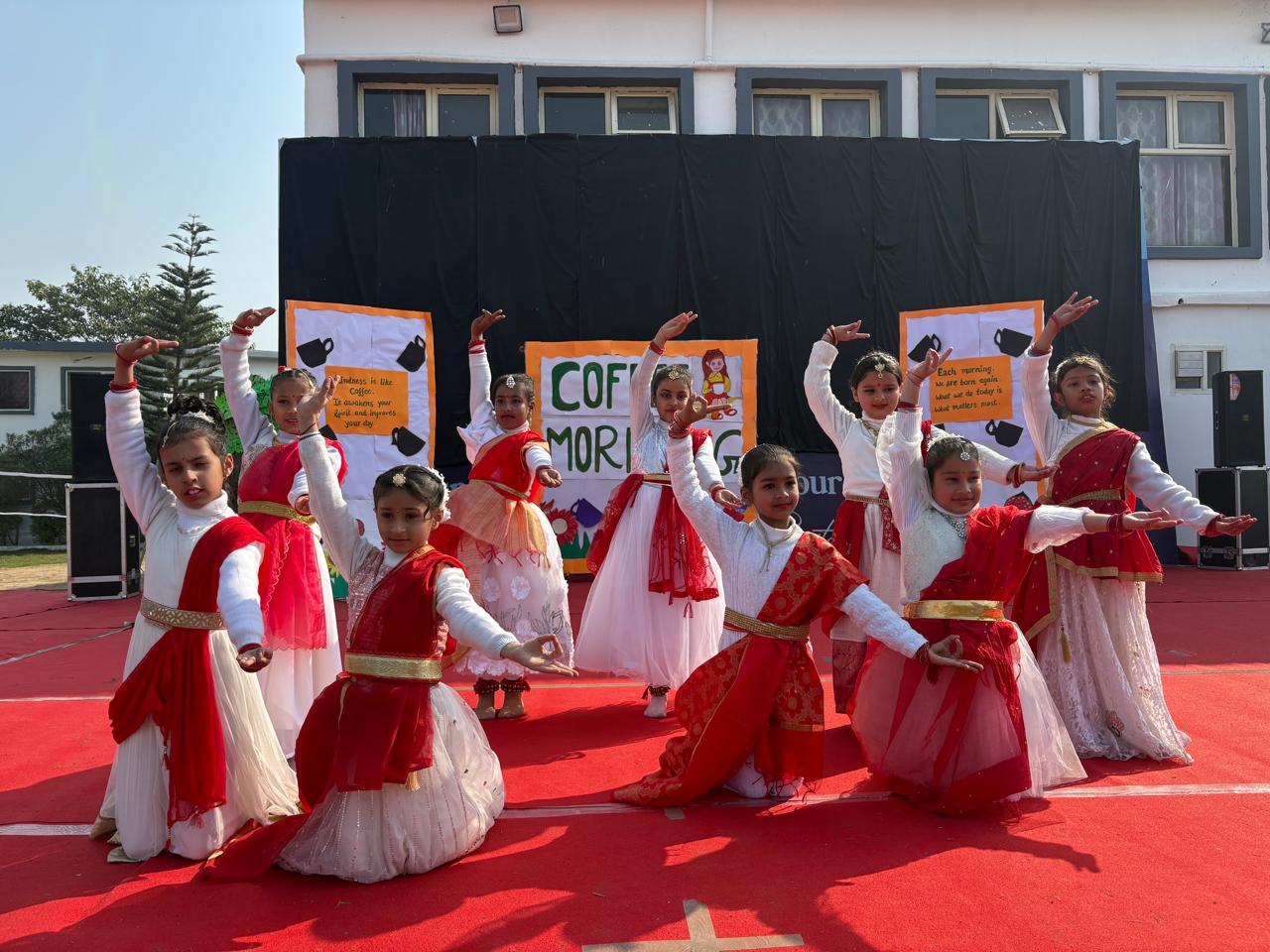 एडिफाई वर्ल्ड स्कूल में दो दिवसीय 'कॉफी मॉर्निंग' और 'ग्रैंडपेरेंट्स डे' उत्सव का सफलतापूर्वक किया गया आयोजन