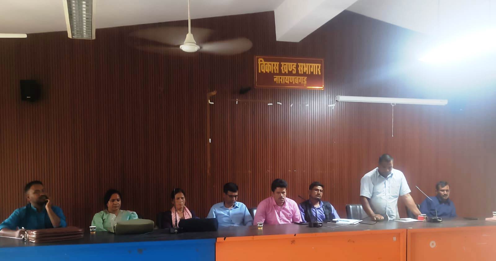 नारायणबगड़: बीडीसी बैठक में जिला स्तरीय अधिकारी नहीं आए, तो ग्राम प्रधान करेंगे बहिष्कार