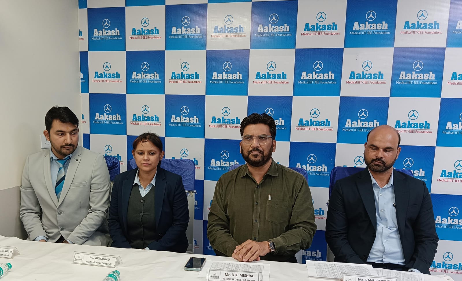 नीट में उत्कृष्ट प्रदर्शन की परंपरा को आगे बढ़ाते हुए आकाश एजुकेशनल सर्विसेज लिमिटेड (एईएसएल) के छात्र ने राष्ट्रीय स्तर पर हासिल की शानदार सफलता