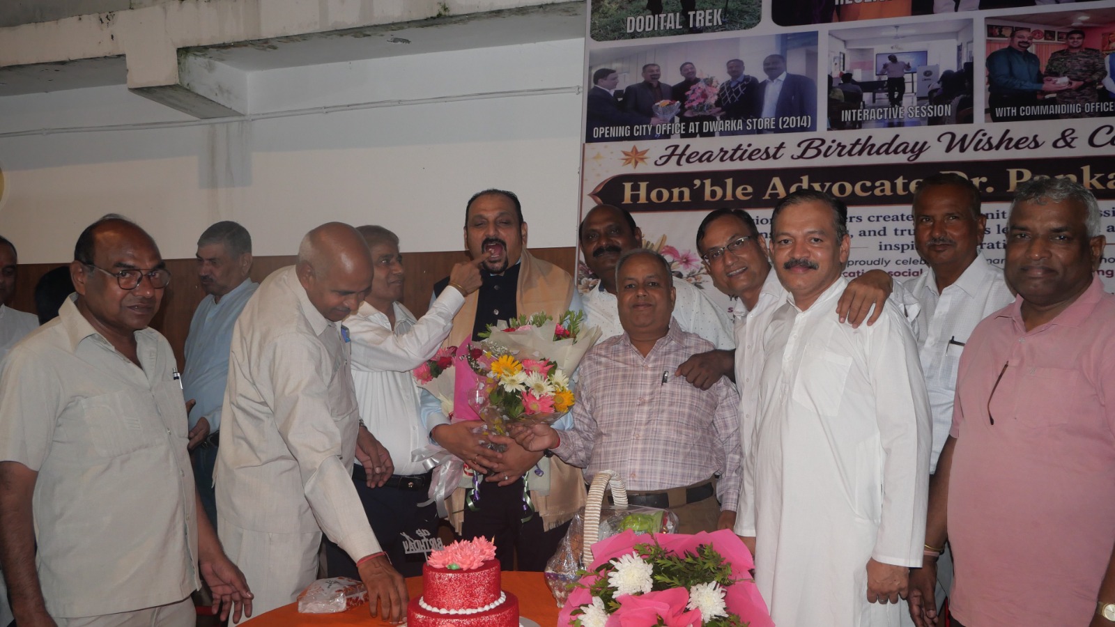डॉ. पंकज होलकर का जन्मदिन बना ऐतिहासिक, 33 वर्षों के सामाजिक योगदान के लिए अंतरराष्ट्रीय सम्मान से हुए सम्मानित